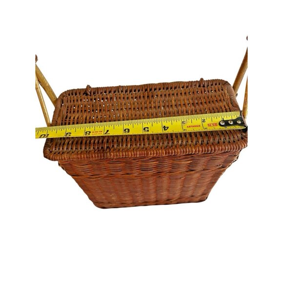 Vintage Coated Wicker Hinged Lidded Basket Stationary Handle Rectangle Storage - Picture 12 of 15